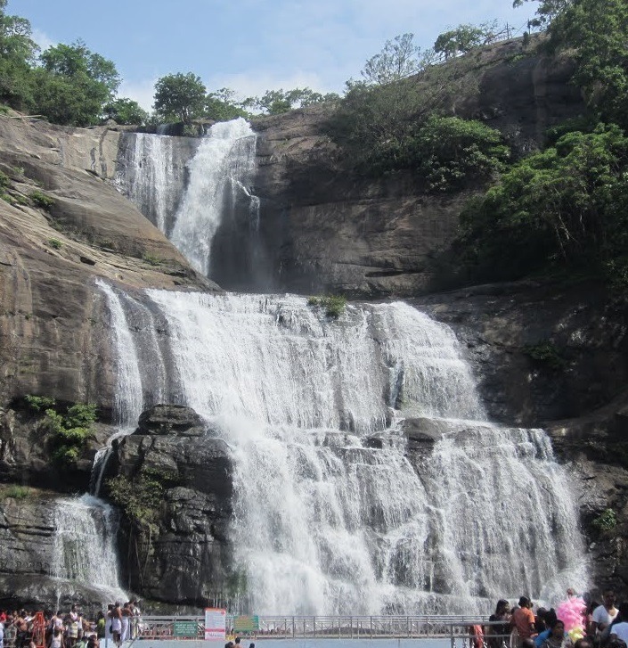 Coutrallam Falls (Kutralam)